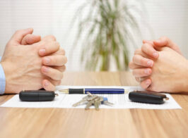 Divorce Agreement. Wife And Husband Can Not Make Settlement