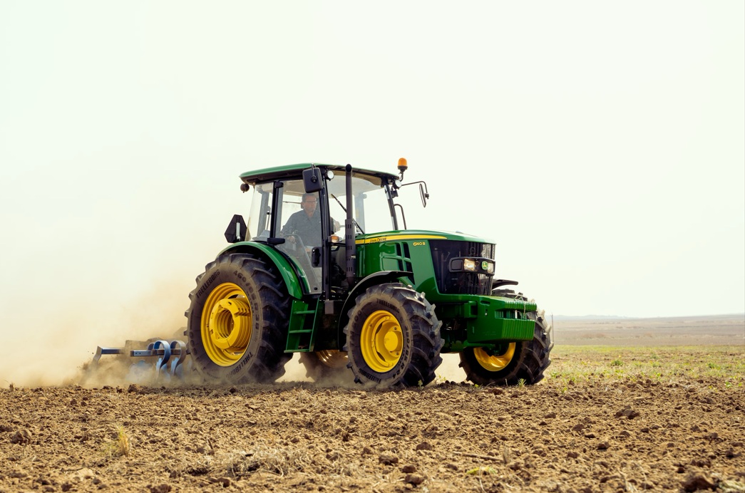 трактор джондір John Deere